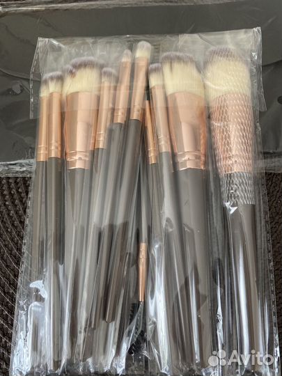 Набор кистей для макияжа