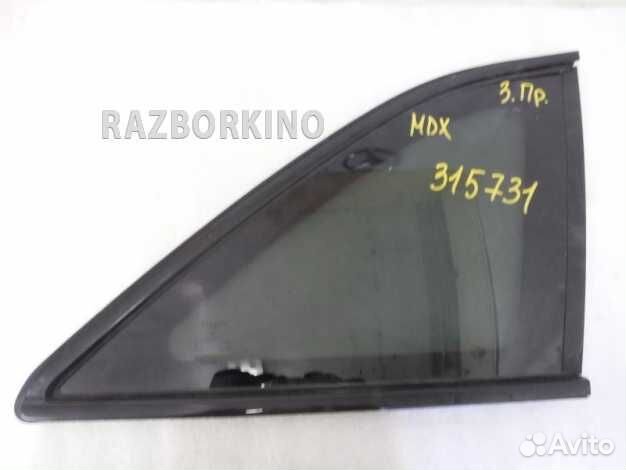 Форточка заднего правого крыла