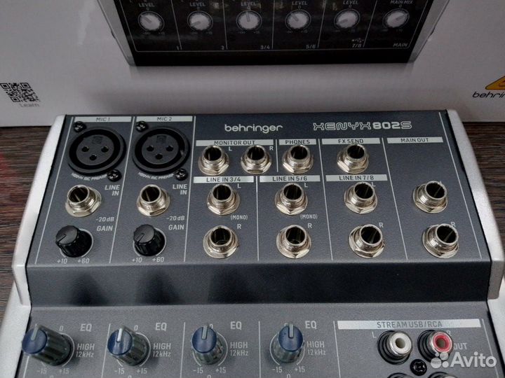 Микшерный пульт Behringer xenyx 802s
