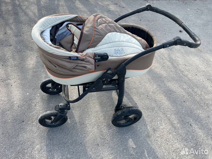 Продаю коляску 2 в 1 бу