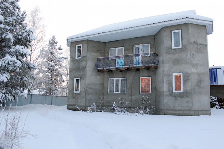 Дом 185 м² на участке 15,5 сот.
