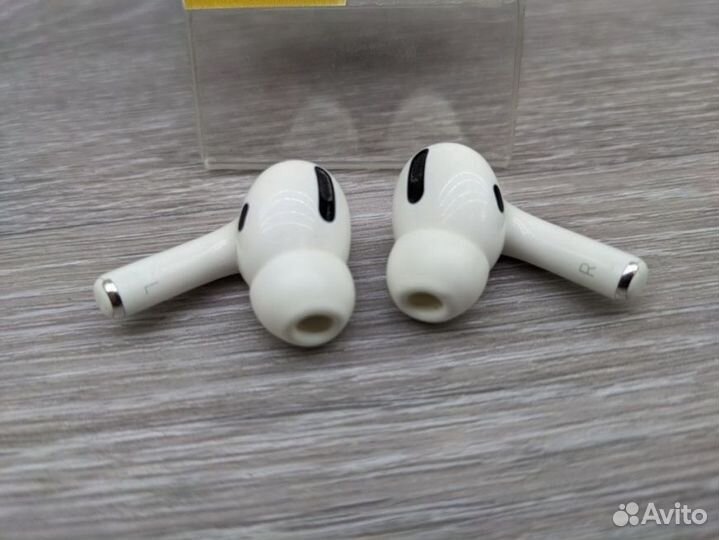 Беспроводные наушники TWS Apple AirPods Pro (1-е п