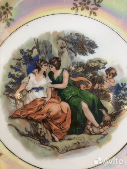 Тарелки закусочные из сервиза Мадонна