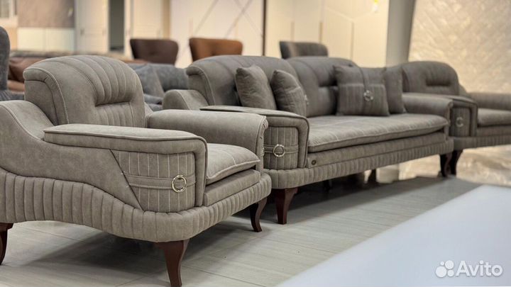 Мягкая тройка