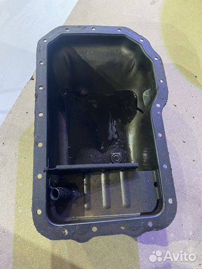 Поддон вольво 440