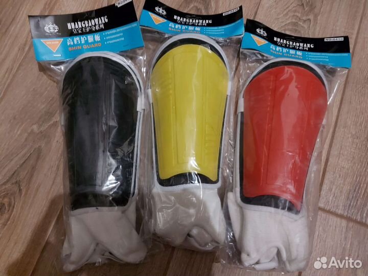 Новые взрослые Гетры и Щитки футбольные