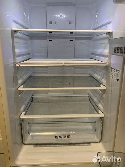 Холодильник samsung