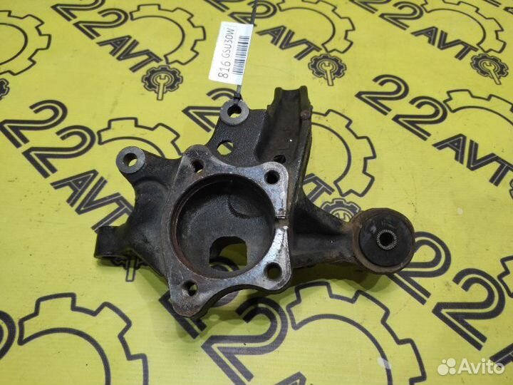 Цапфа (поворотный кулак) задняя левая Toyota