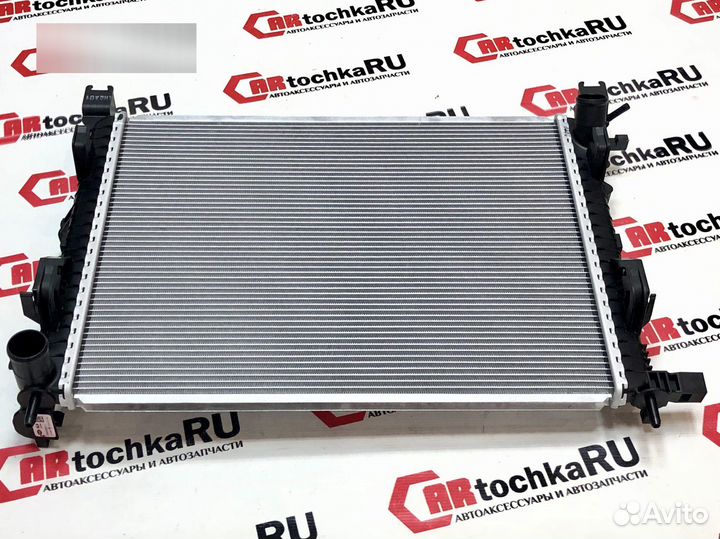 Основной радиатор охлаждения №8450006437. Renault