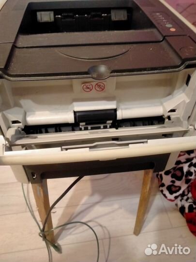 Принтер лазерный hp