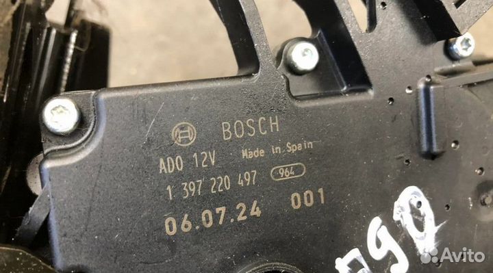 Моторчик заднего дворника 1397220497 BMW 3 E90 E91 При звонке назовите, пожалуйста, этот артикул: 3