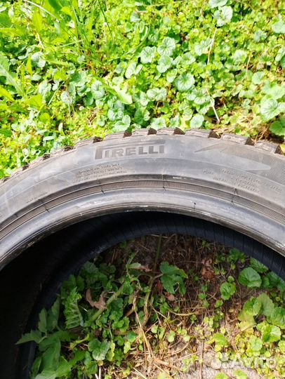 Pirelli Ice Zero 2 245/40 R18