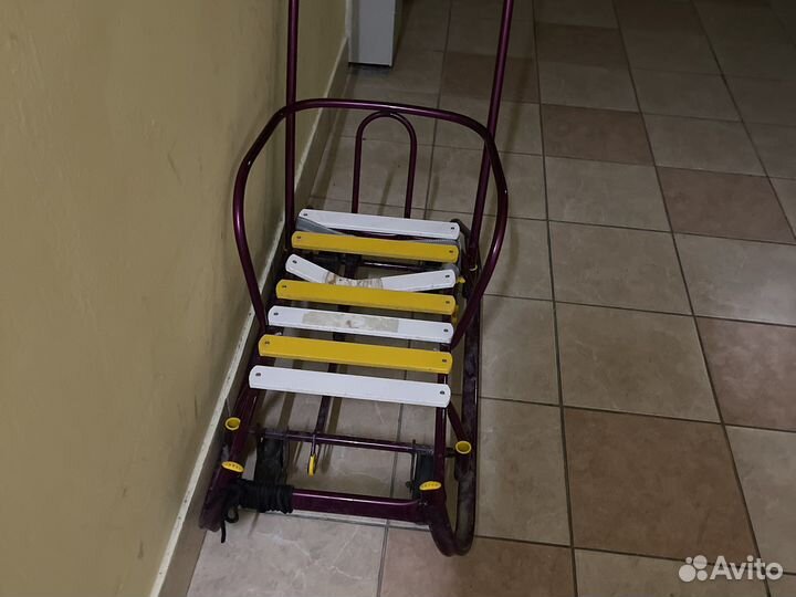 Детские санки на колесах