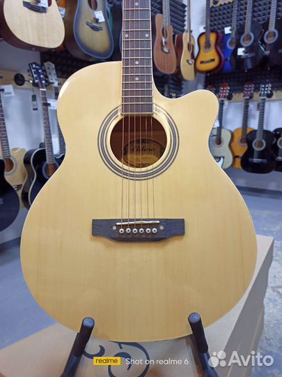 Электроакустическая гитара