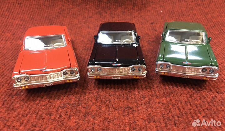Модель автомобиля 1:38 Chevrolet Impala 1964г