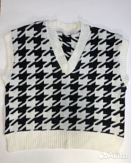 Взянанный жилет женский