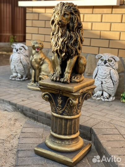 Скульптура Лев