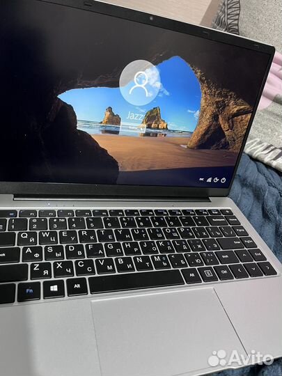 Ноутбук azerty