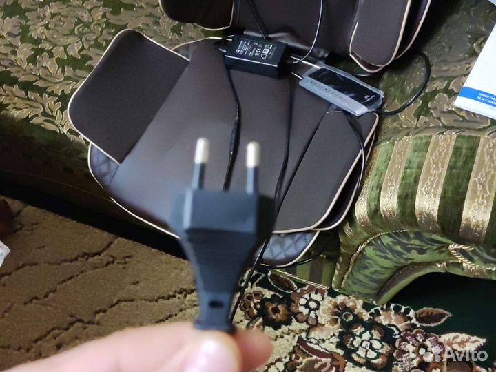 Hakuto- многофункциональный массажная накидка