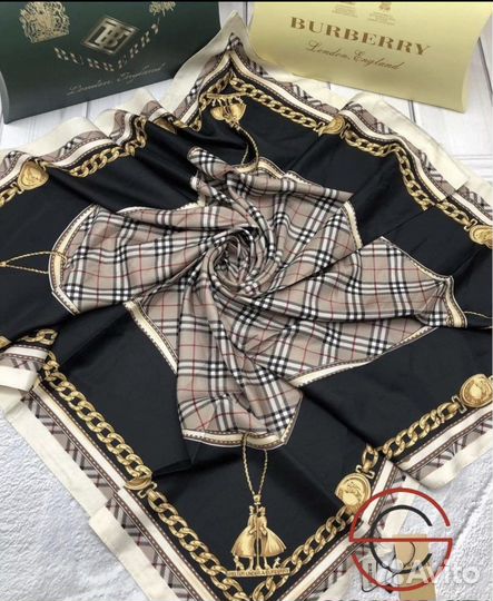 Шелковый платок burberry Новый