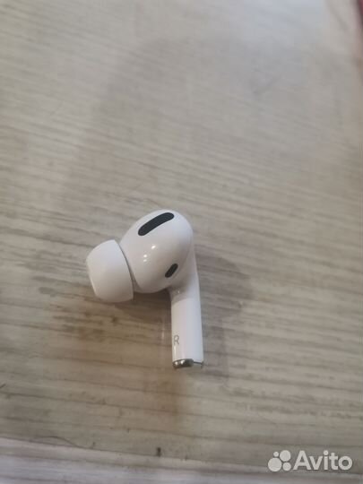 Airpods pro 1, наушник правый