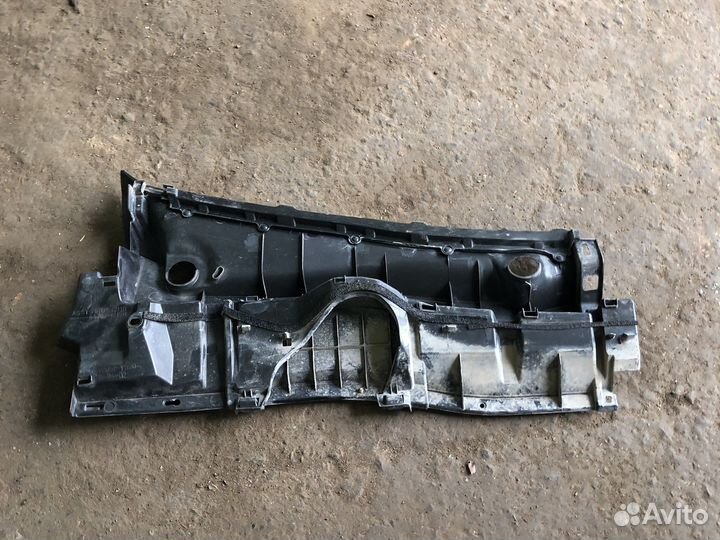 Toyota corolla 150 Жабо