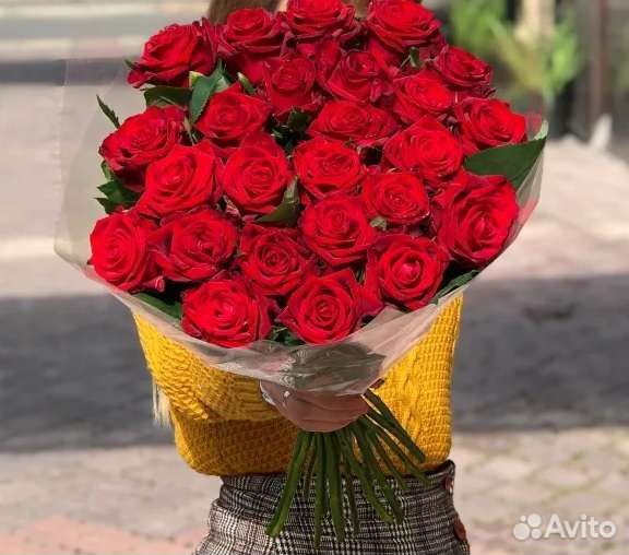 Букет цветов из 25 роз, доставка