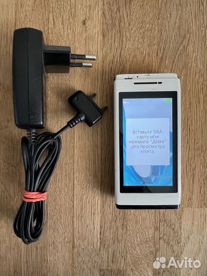 Мобильный телефон sony ericsson u10i