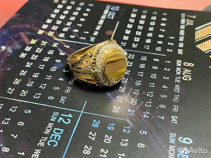 Мужской золотой перстень