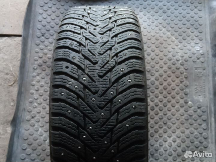 Nokian Tyres Hakkapeliitta 8 205/50 R17 93T