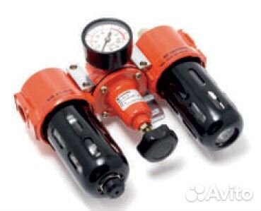 Блок подготовки воздуха (фильтр 5Мк + регулятор +