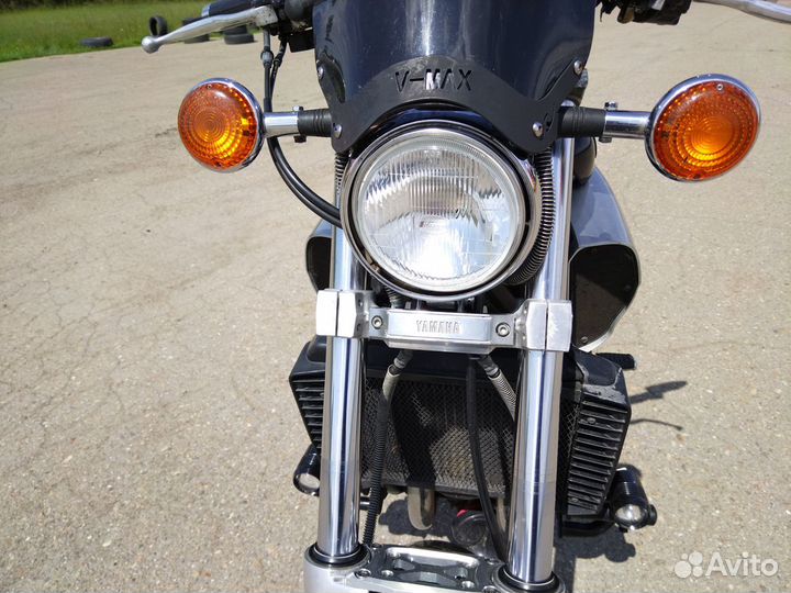 Yamaha V-max 1200