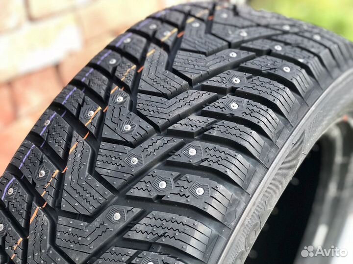 Hankook Winter i'Pike X W429A 255/50 R19 107T