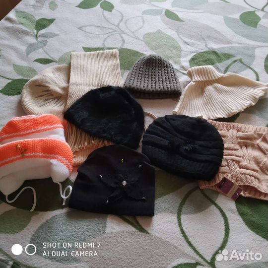 Шапка женская вязаная