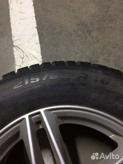 BF Goodrich g-Force stud 215/65R16