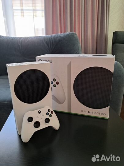 Игровая приставка Xbox series s