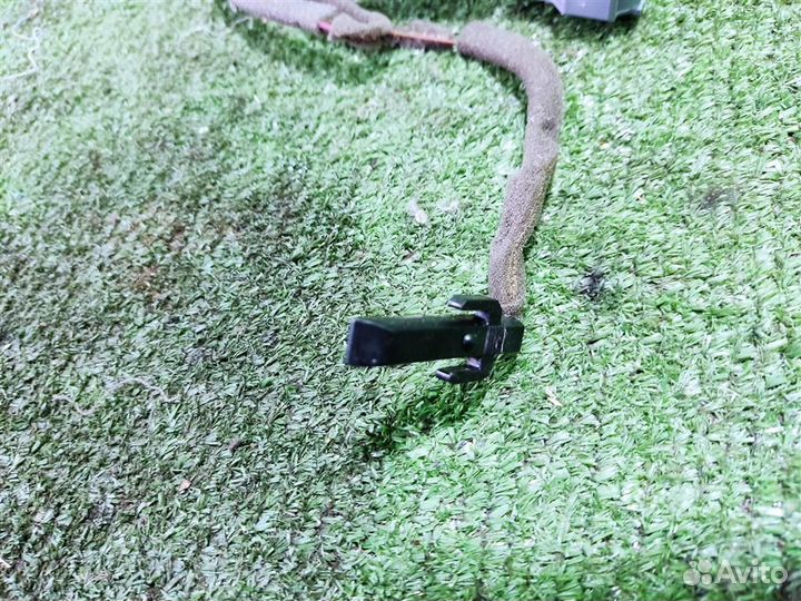 Ручка двери внутренняя правая Land Rover Discover