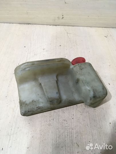 Бачок омывателя BMW E34 E39