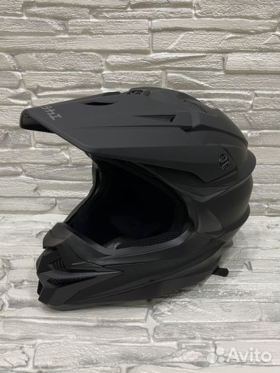 Мотошлем кроссовый/эндуро