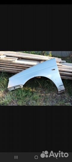 Крыло переднее левое priora