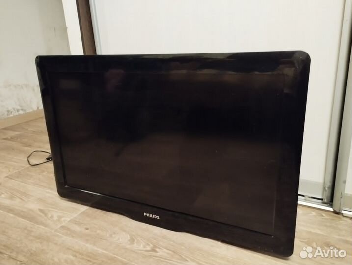 Продам телевизор бу philips