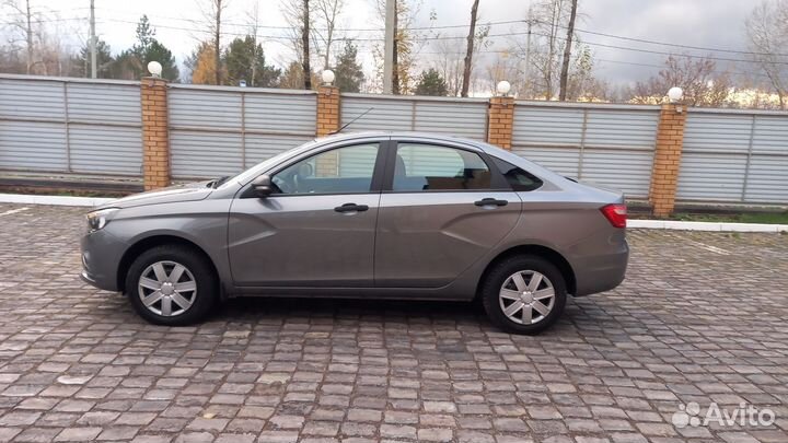 LADA Vesta 1.6 МТ, 2019, 17 500 км