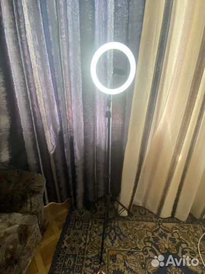 Лампа, стойка для фотозон, фото штатив с лампой