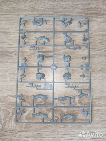 Фигурки звезда 1/35 без коробок