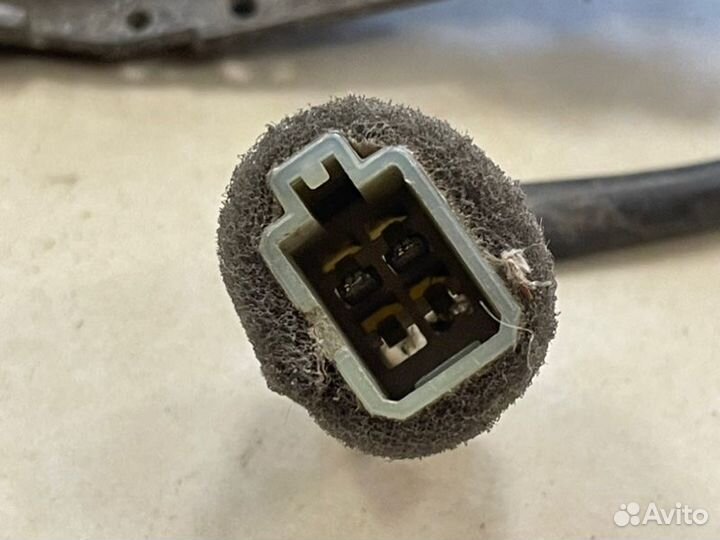 Замок крышки багажника Kia Clarus седан FE 2000