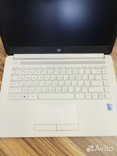 Ноутбук HP Laptop 14-ck0011ur Новый