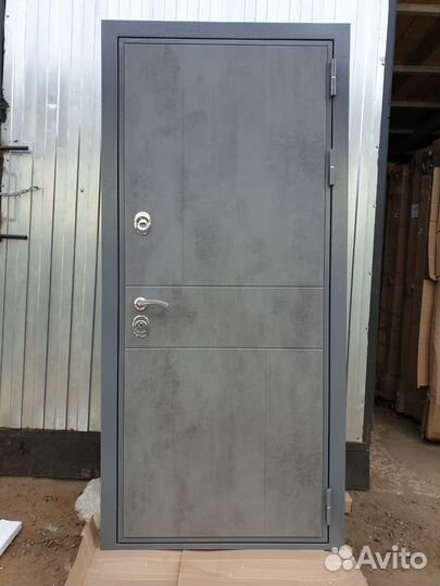 Дверь входная металлическая
