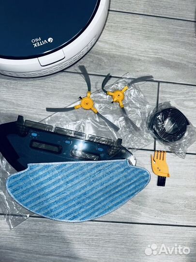 Робот пылесос vitek