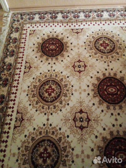 Ковер шерстяной