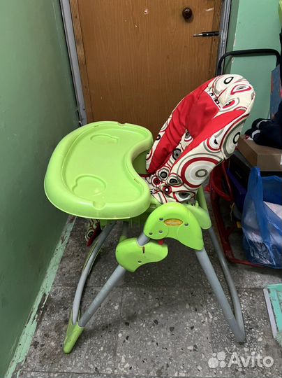 Детский стульчик для кормления